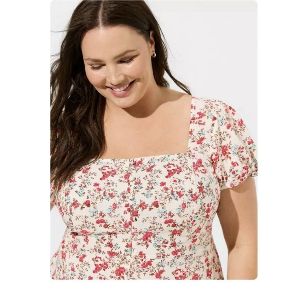 NWT Torrid Red Floral Peplum Button Up Challis Puff Short Sleeve Top Size 4X - Picture 2 of 11